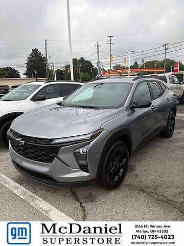2026 CHEVROLET Trax
