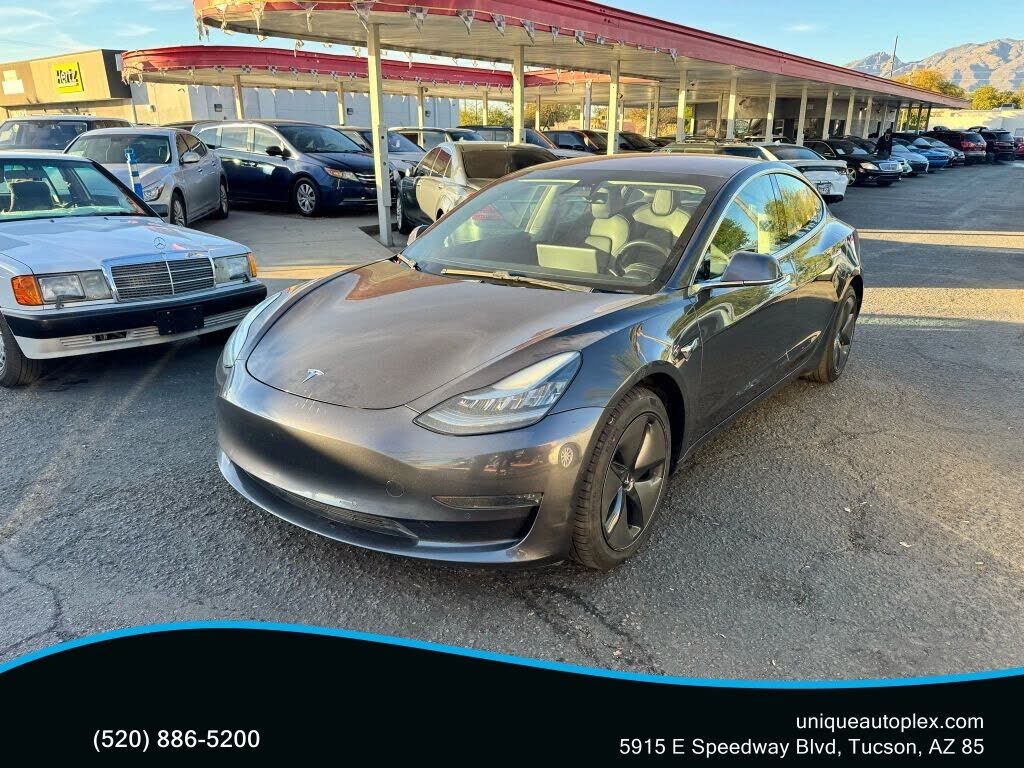 2018 TESLA Model 3