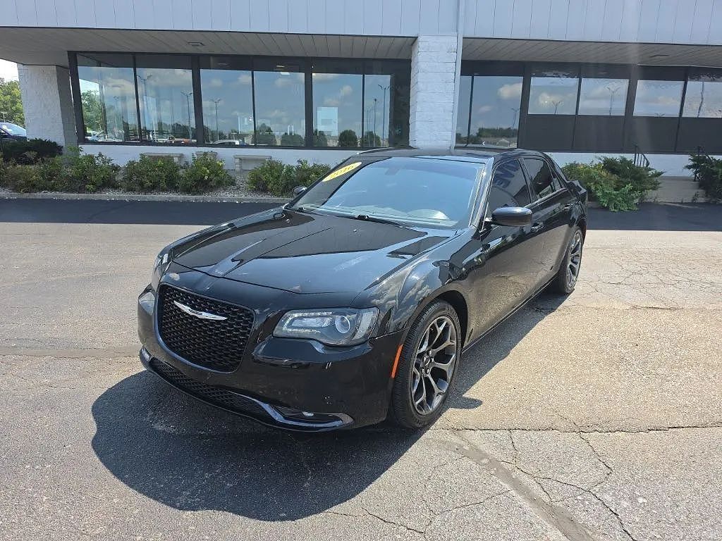 2016 CHRYSLER 300