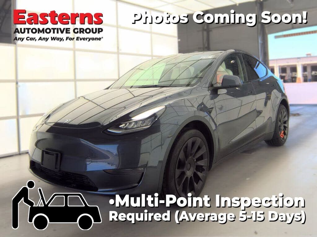 2023 TESLA Model Y