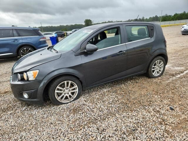 2016 CHEVROLET Sonic