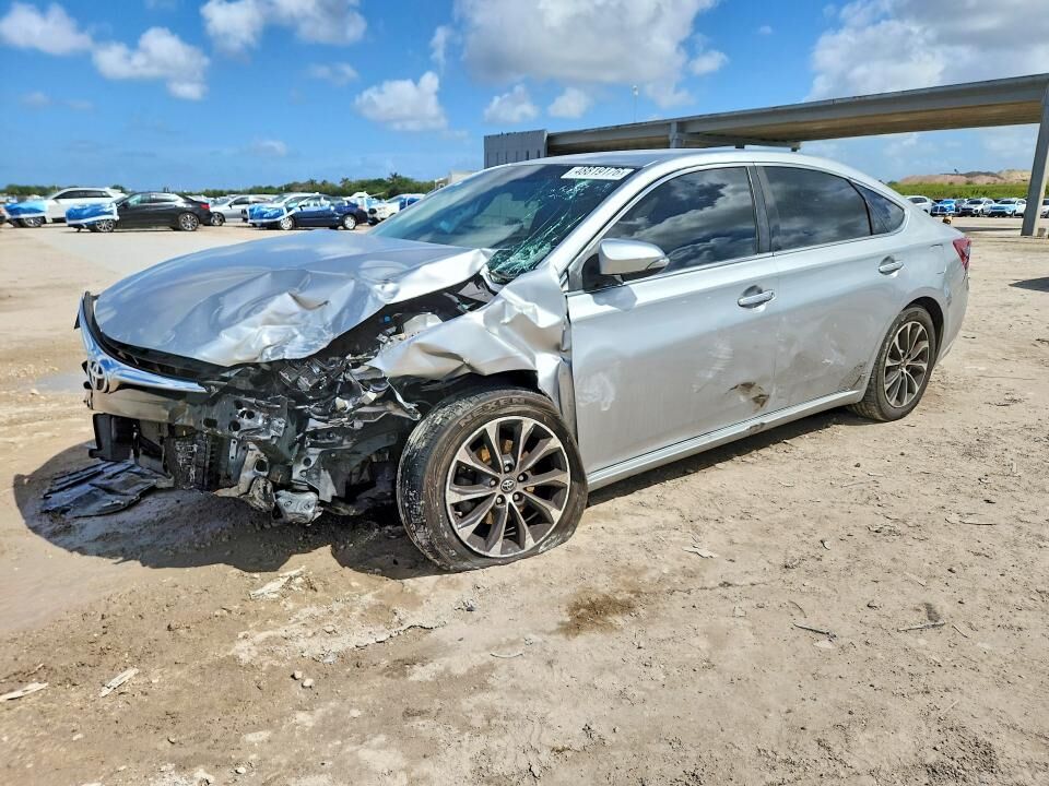 2016 TOYOTA Avalon