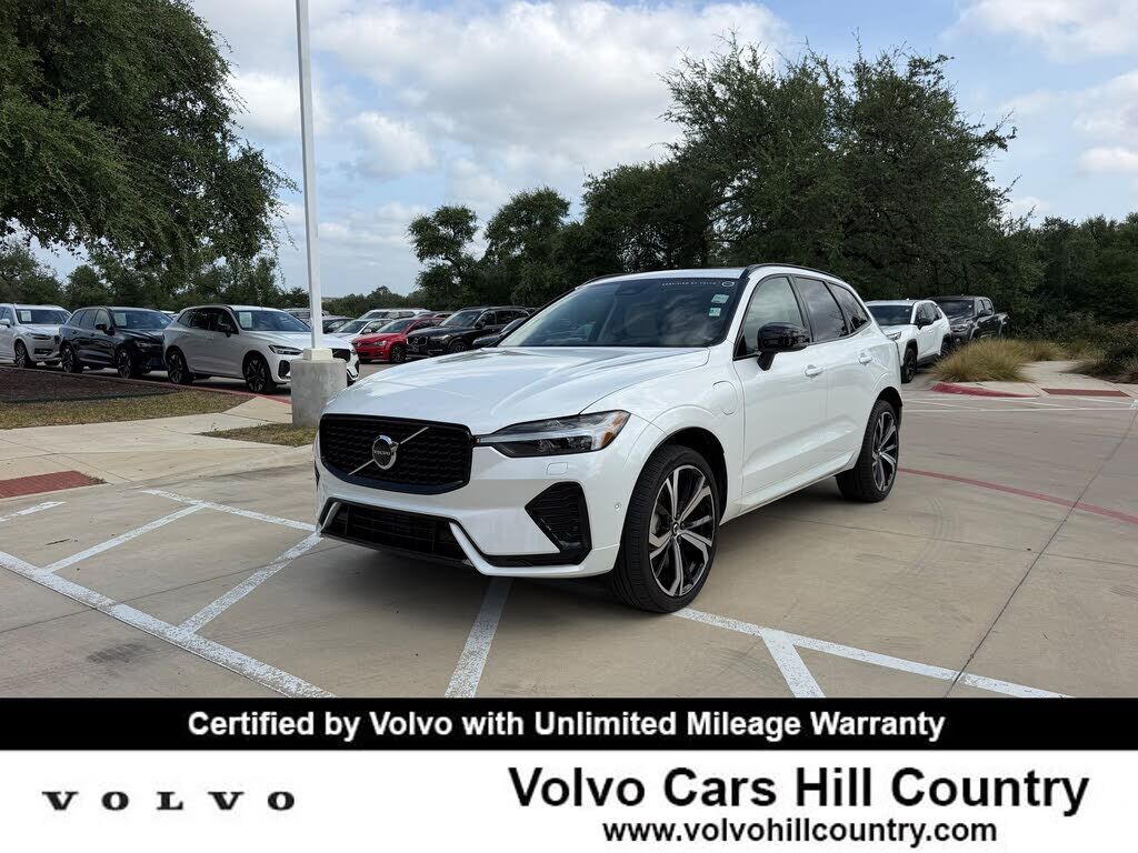 2024 VOLVO XC60
