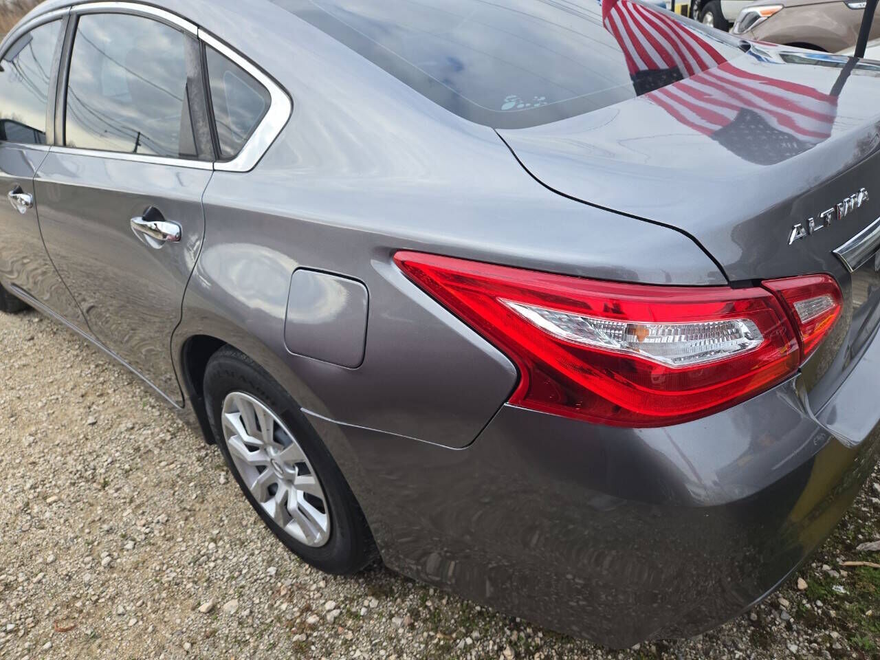 2017 NISSAN Altima