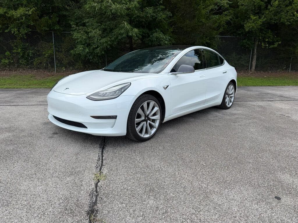 2018 TESLA Model 3