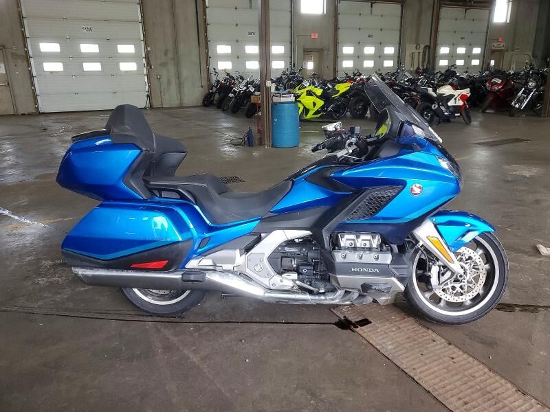 2022 HONDA GOLDWING