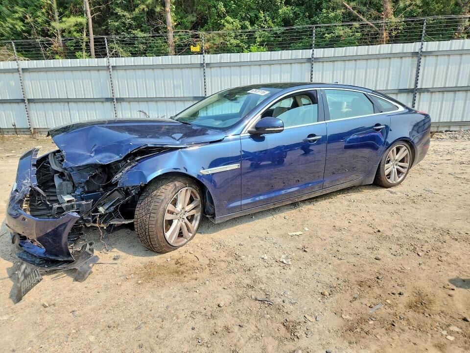 2013 JAGUAR XJ