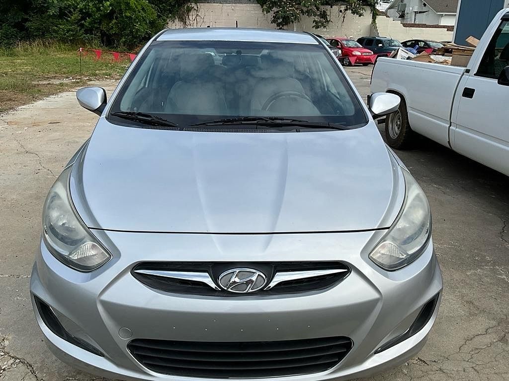 2014 HYUNDAI Accent