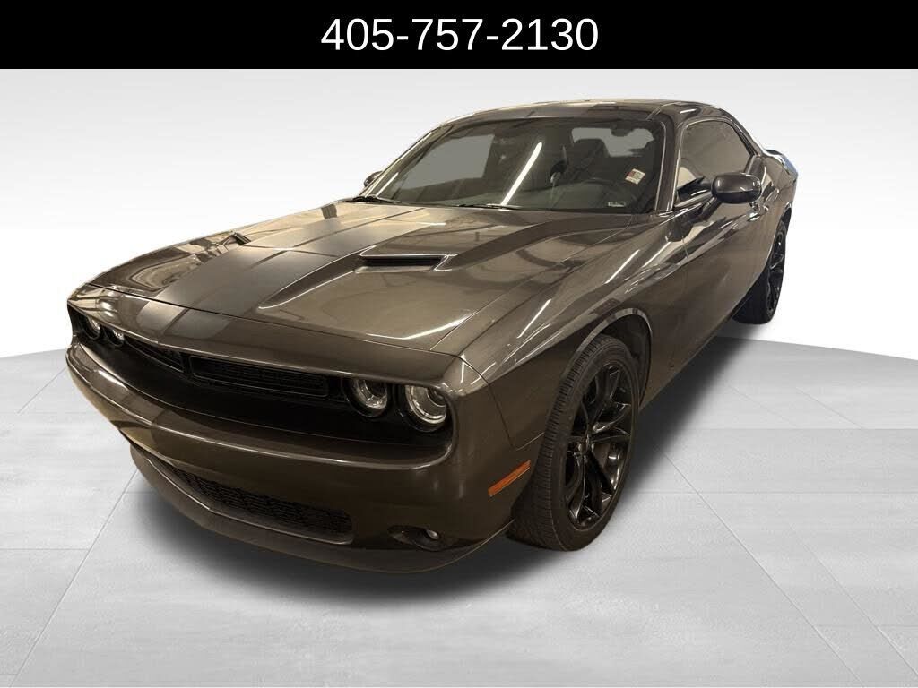 2017 DODGE Challenger