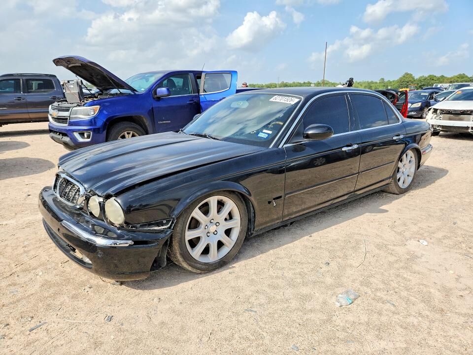 2004 JAGUAR XJ