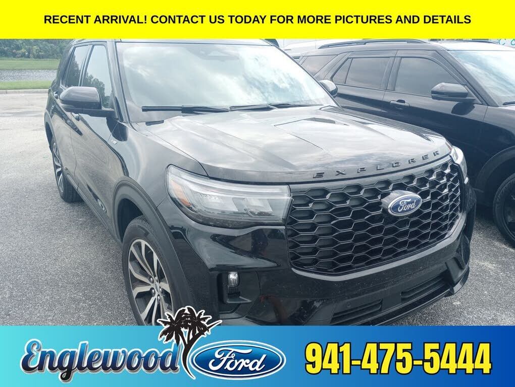 2025 FORD Explorer