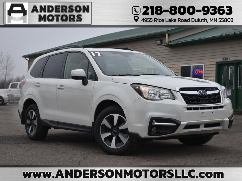 2017 SUBARU Forester