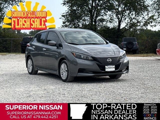 2025 NISSAN Leaf