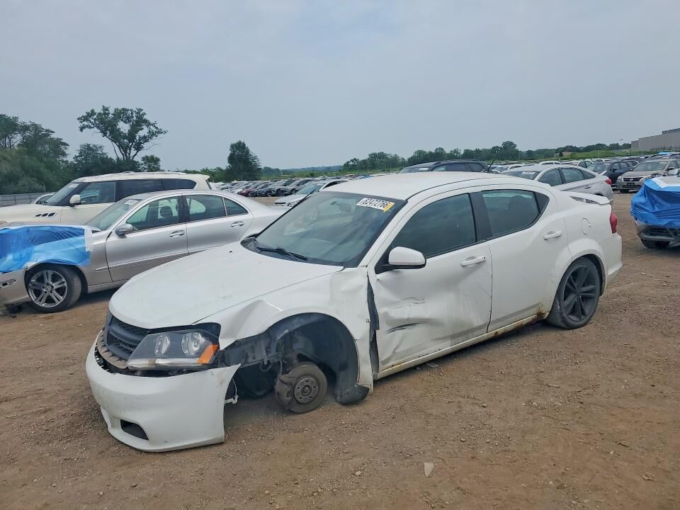 2013 DODGE Avenger