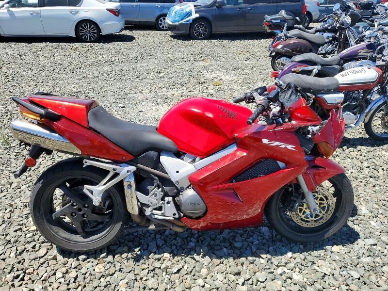 2003 HONDA VFR800