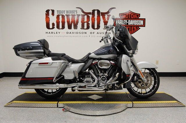2019 HARLEY DAVIDSON FLHXSE / CVO Street Glide