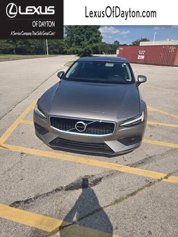 2019 VOLVO S60