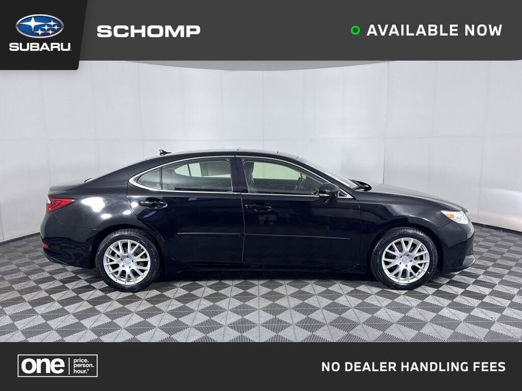 2013 LEXUS ES