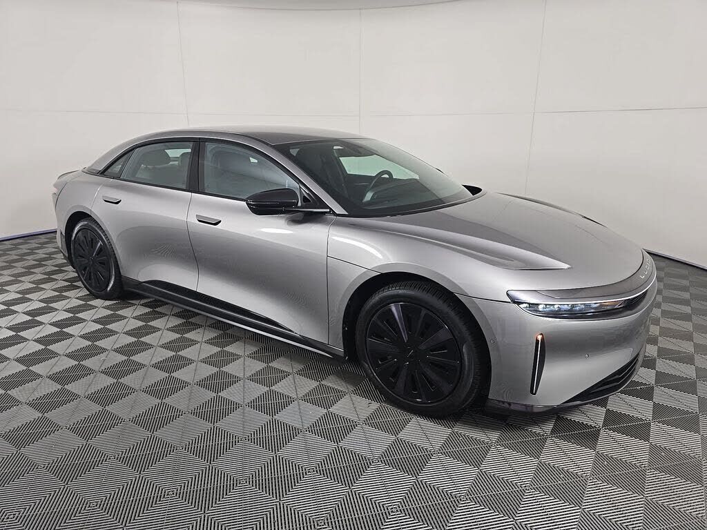 2025 LUCID Air