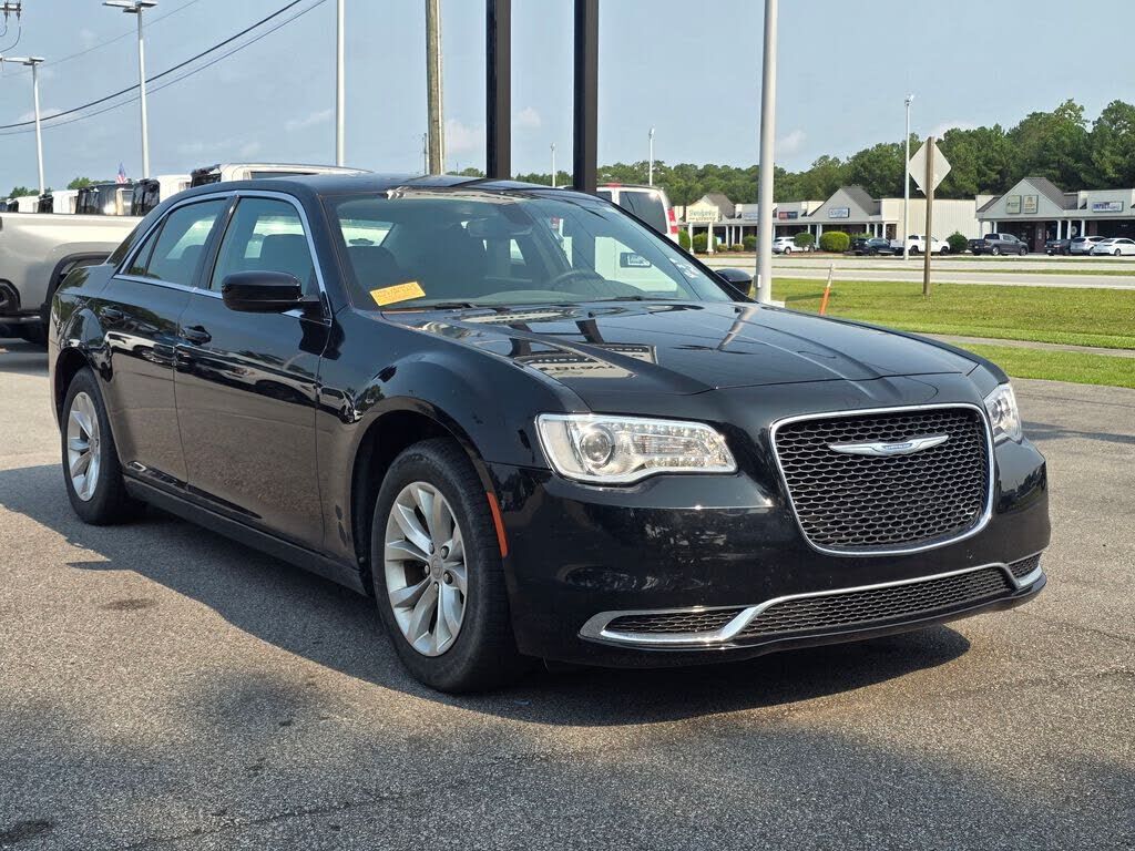 2023 CHRYSLER 300