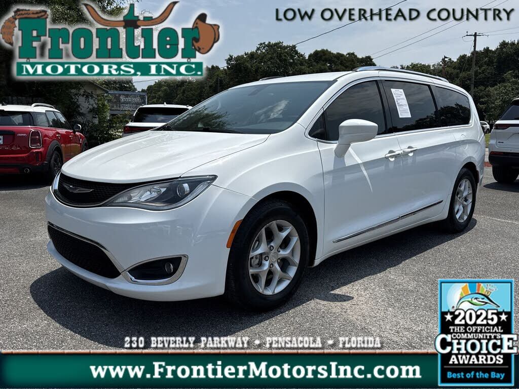 2019 CHRYSLER Pacifica