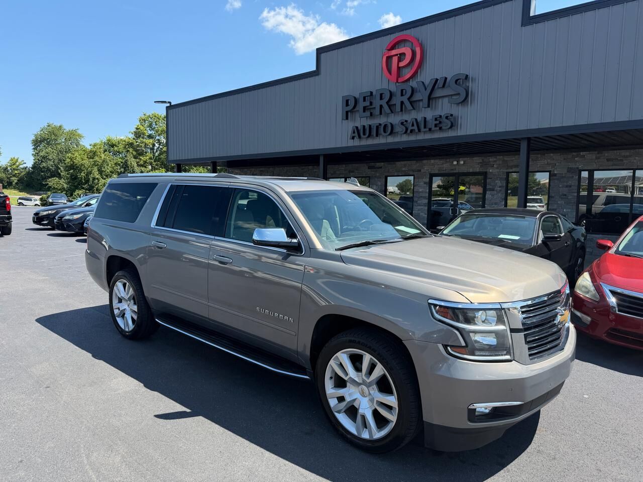 2017 CHEVROLET Suburban