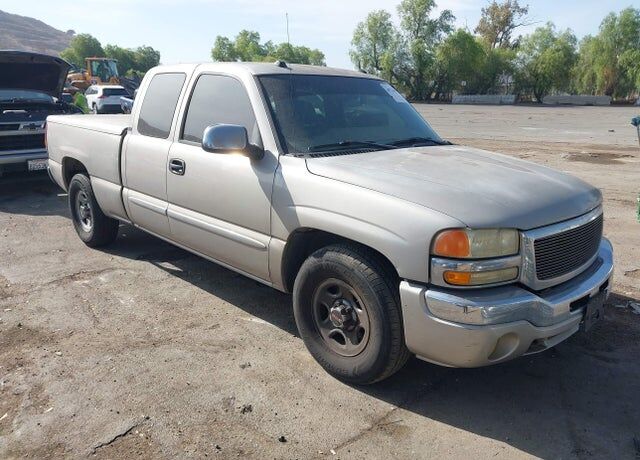 2004 GMC Sierra