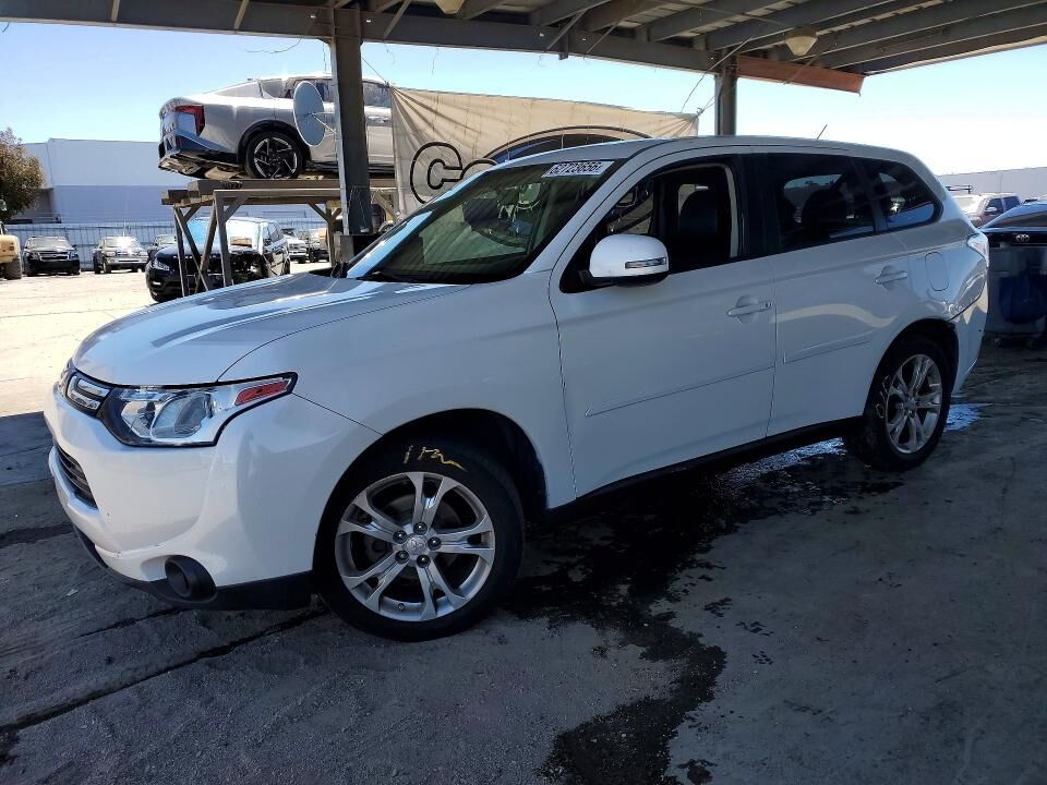 2014 MITSUBISHI Outlander