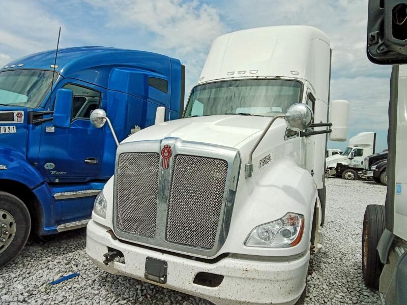 2015 KENWORTH T680