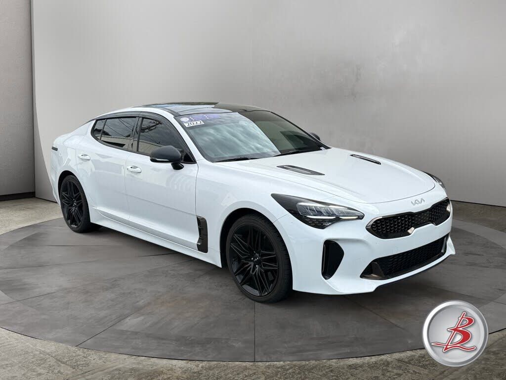 2022 KIA Stinger