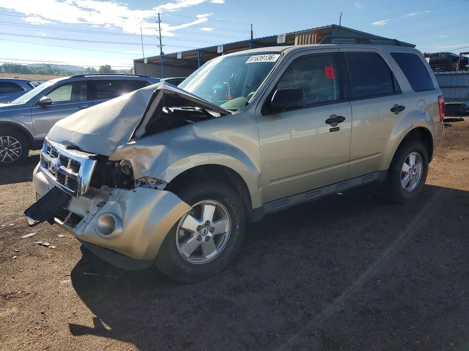 2011 FORD Escape