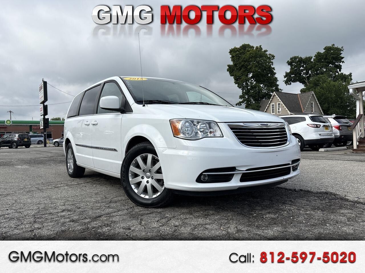 2015 CHRYSLER Town and Country