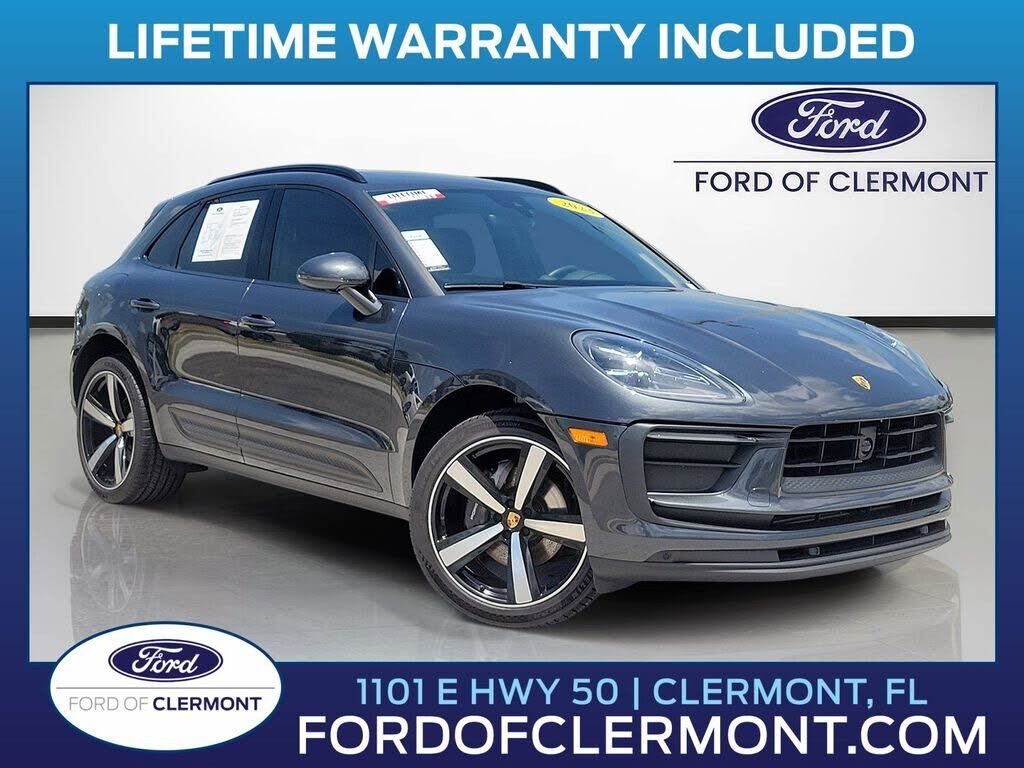2023 PORSCHE Macan