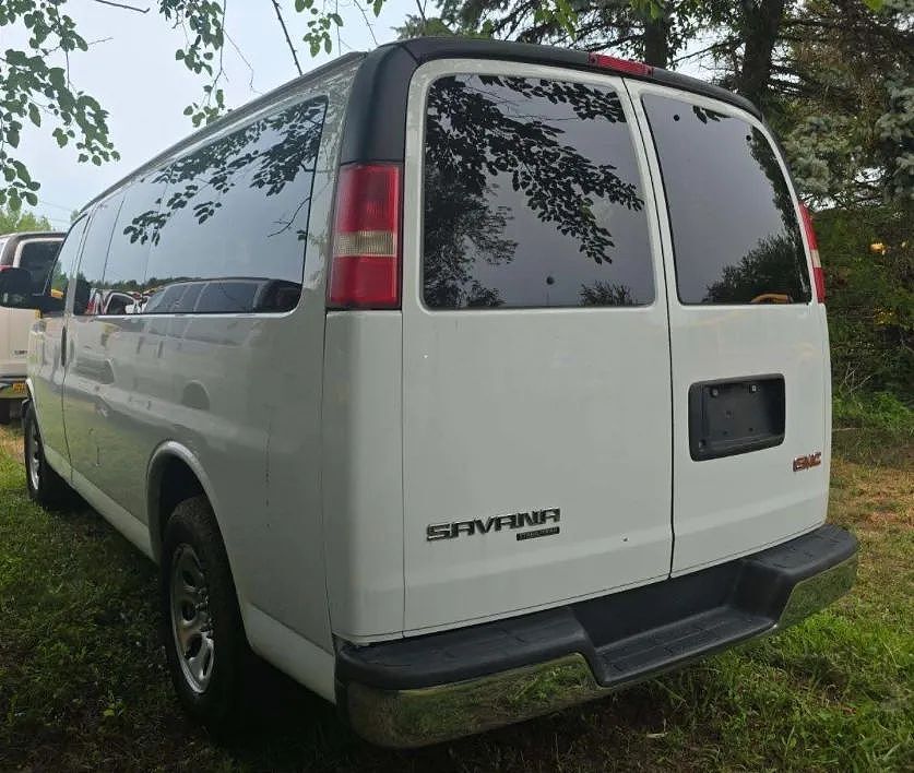 2014 GMC Savana