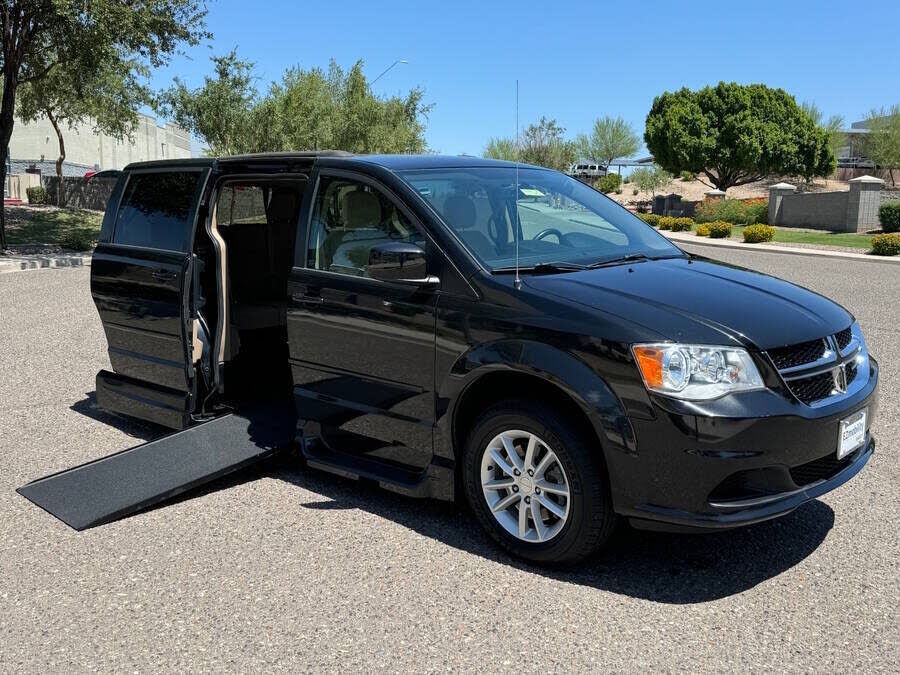 2015 DODGE Grand Caravan