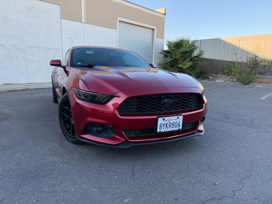 2016 FORD Mustang