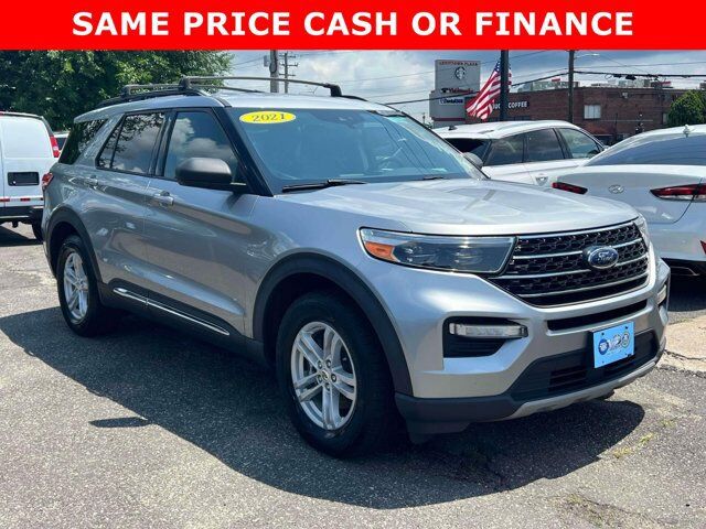 2021 FORD Explorer