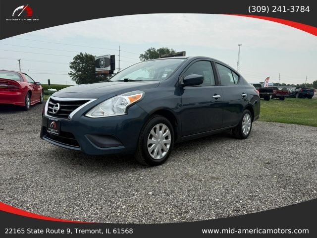 2017 NISSAN Versa