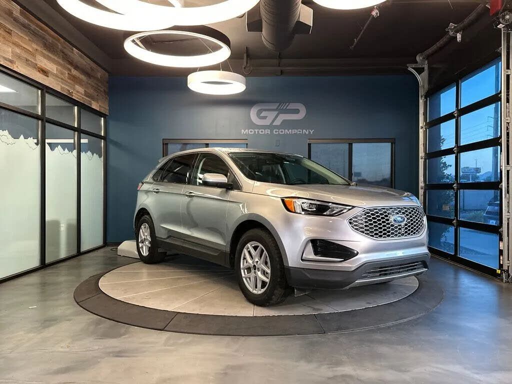 2024 FORD Edge