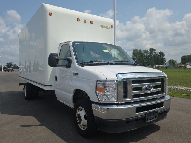 2023 FORD E-450