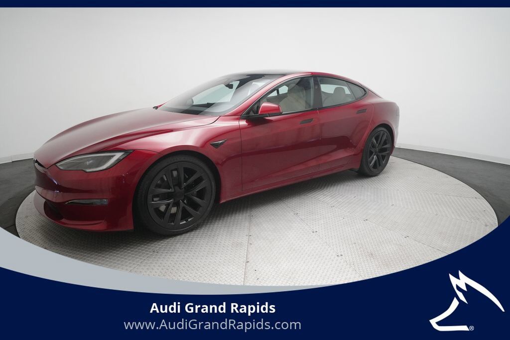 2025 TESLA Model S