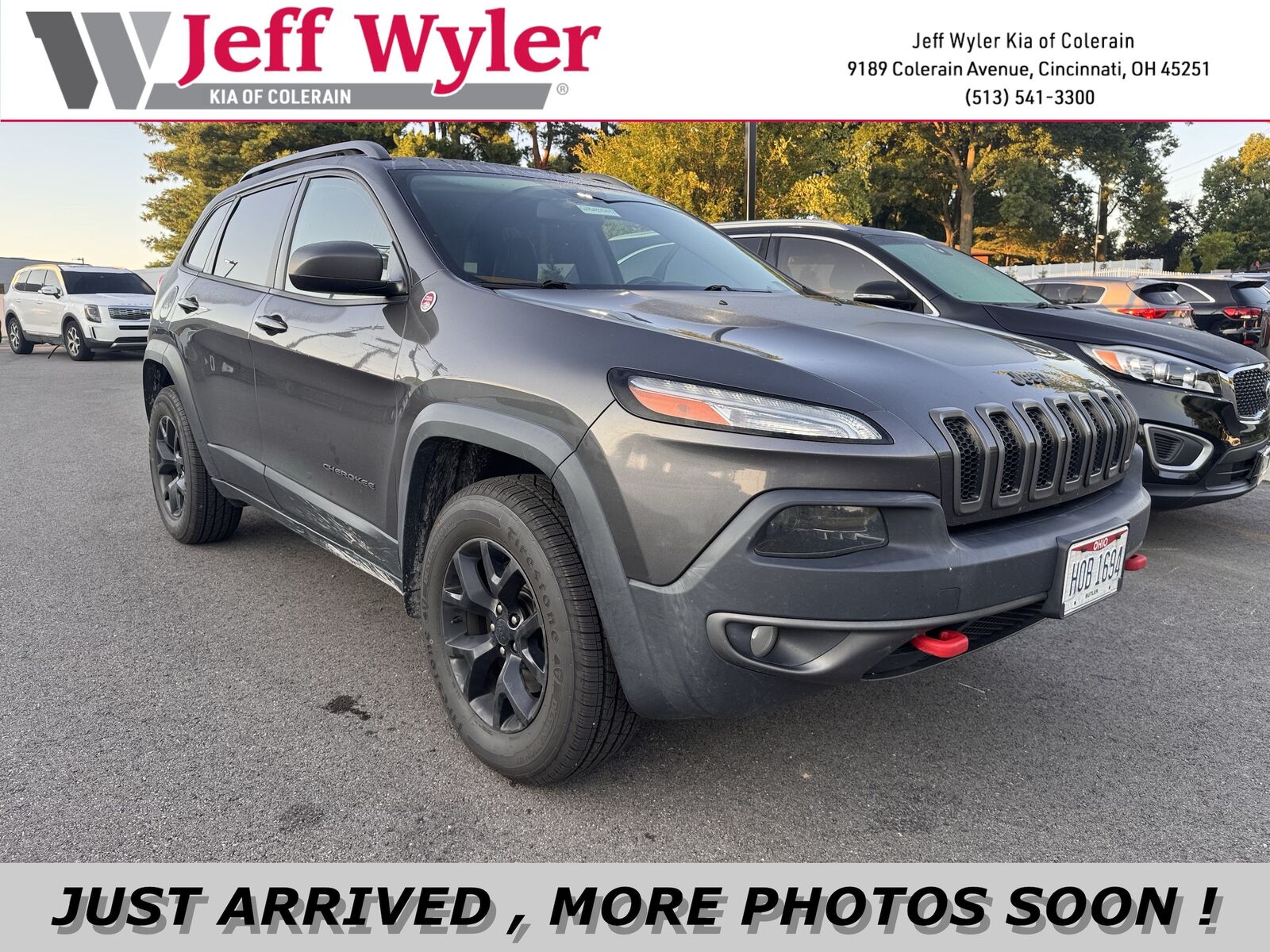 2017 JEEP Cherokee