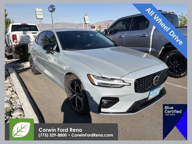 2024 VOLVO S60