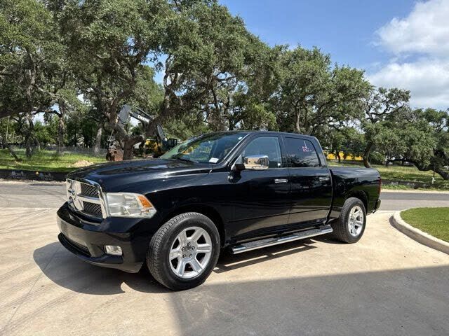 2012 DODGE Ram