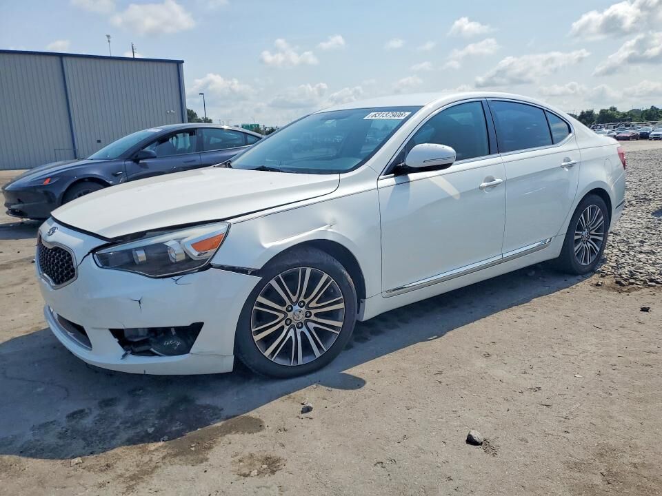 2014 KIA Cadenza