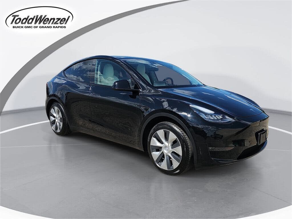 2021 TESLA Model Y
