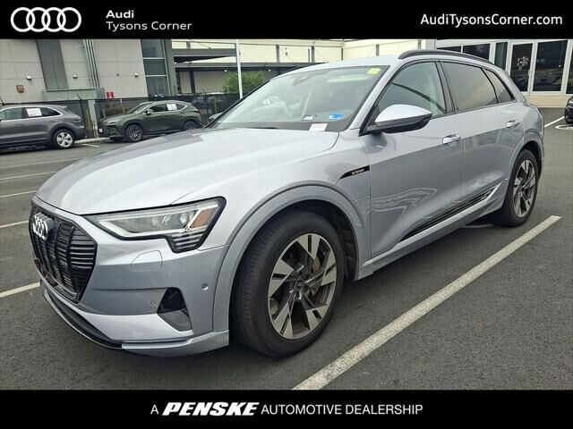 2022 AUDI e-tron