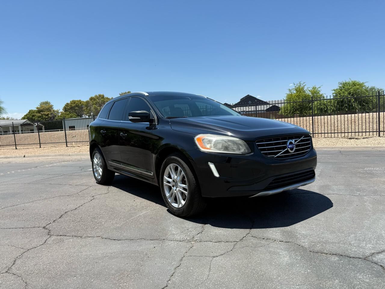 2015 VOLVO XC60