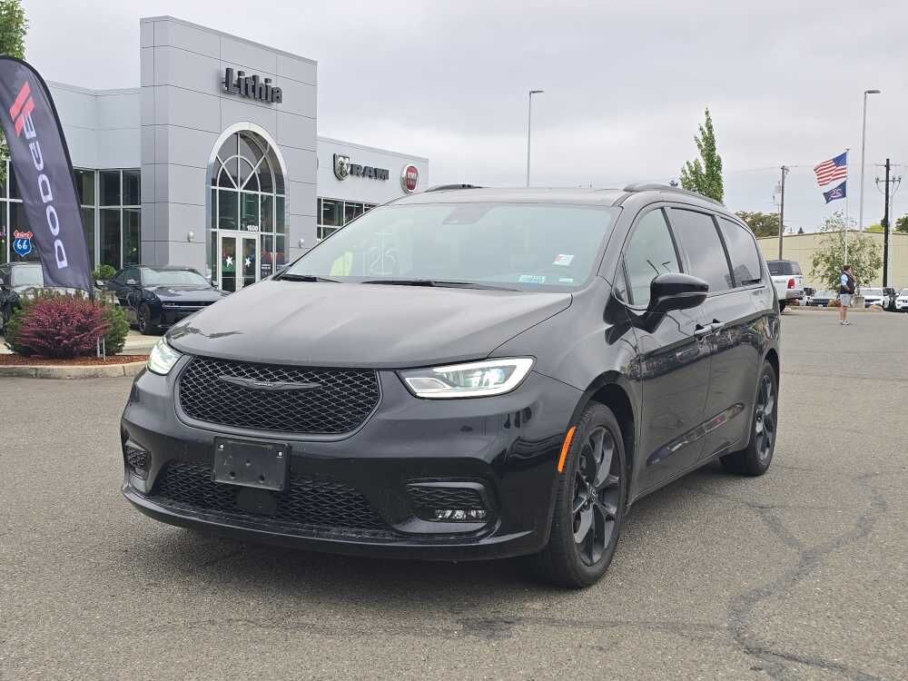 2025 CHRYSLER Pacifica