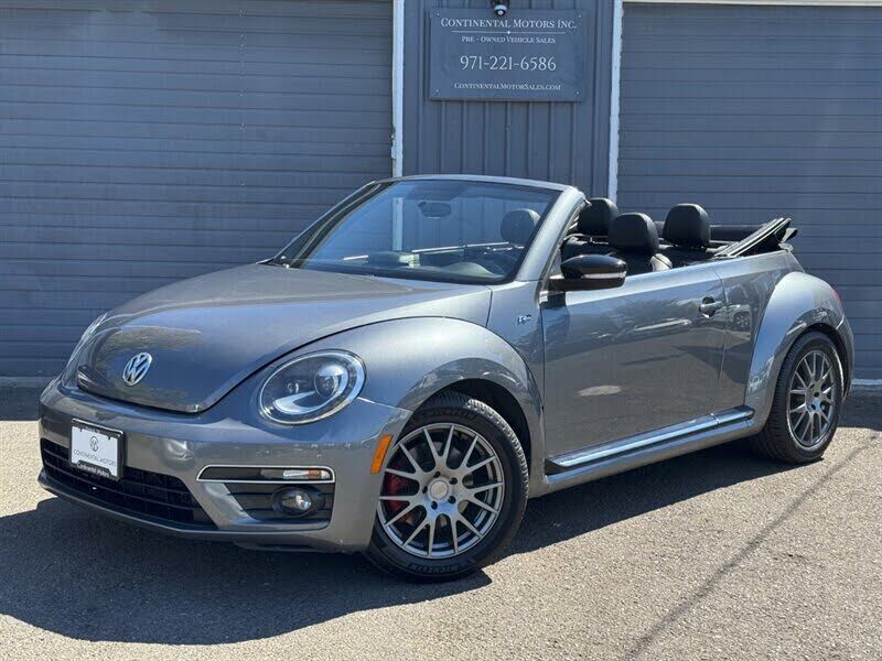 2015 VOLKSWAGEN Beetle